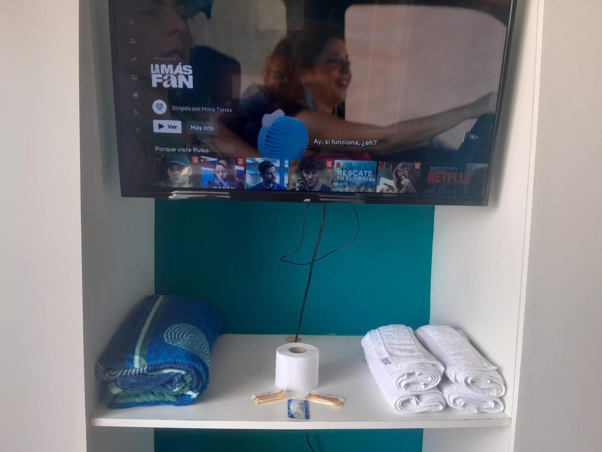 "San Miguel Airport Rooms & Coffee", Cerca Al Nuevo Aeropuerto リマ エクステリア 写真